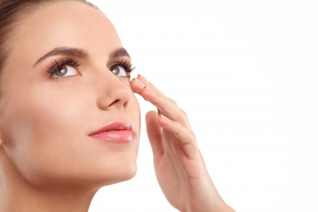 【メレンゲの気持ち】MEGUMIさんの若返り美顔マッサージ美容法 顔の下半分を鍛えて老け顔を防ぐ