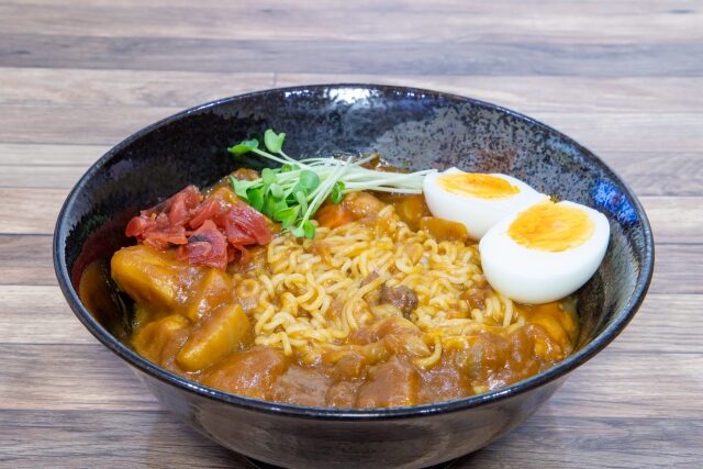 【教えてもらう前と後】太らない夜食まとめ ラーメン・ポテチ・ピザ・プリン