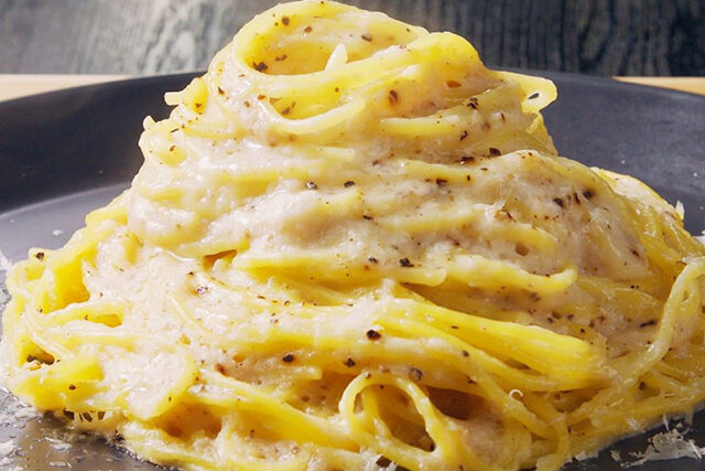 【カレン食堂】粘りの2番勝負(自然薯カルボナーラパスタ&ポタージュ)のレシピ