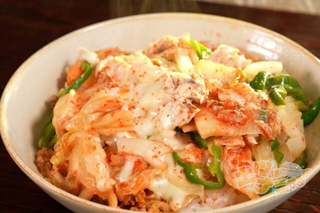 【土曜は何する】腸活キムチツナチーズ丼のレシピ｜Atsushiの美容健康ダイエット料理