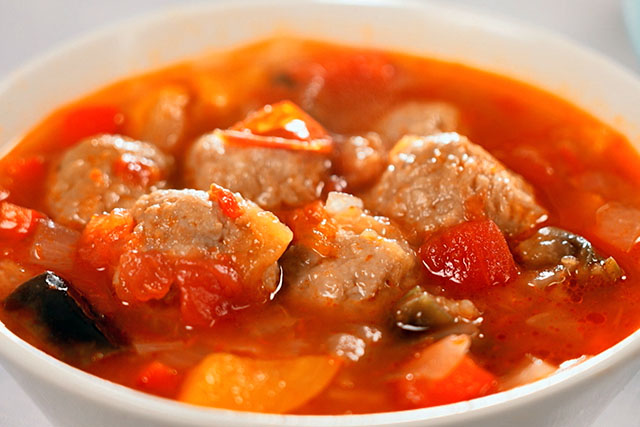 【熱狂マニアさん】ドンキレシピ『肉団子ミネストローネ』節約ドンキマニアさんのラッコママ直伝