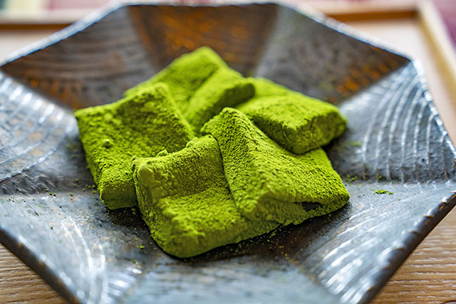 【ざわつく金曜日】北川景子さんが愛する和スイーツ3品 抹茶わらび餅 栗ういろう 白玉きな粉