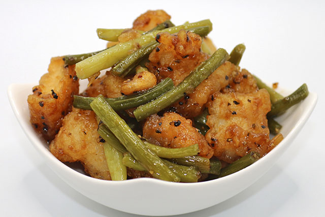 【DAIGOも台所】そら豆とイカの炒めもののレシピ 豆板醤でピリ辛中華風