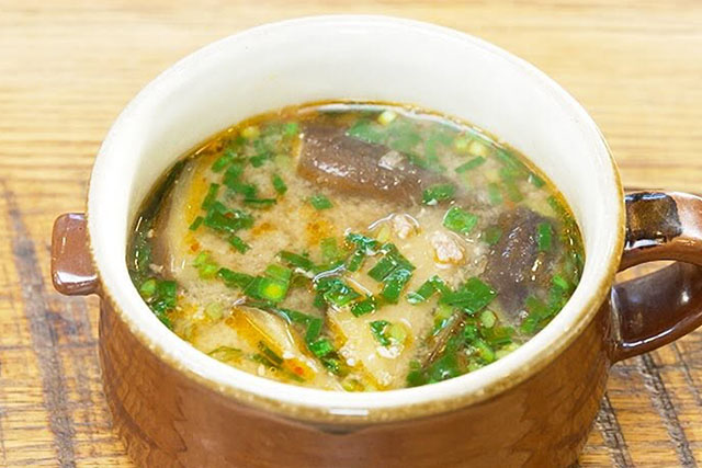 【家事ヤロウ】麻婆茄子風中華味噌汁のレシピ 和田明日香の味噌汁アレンジ料理