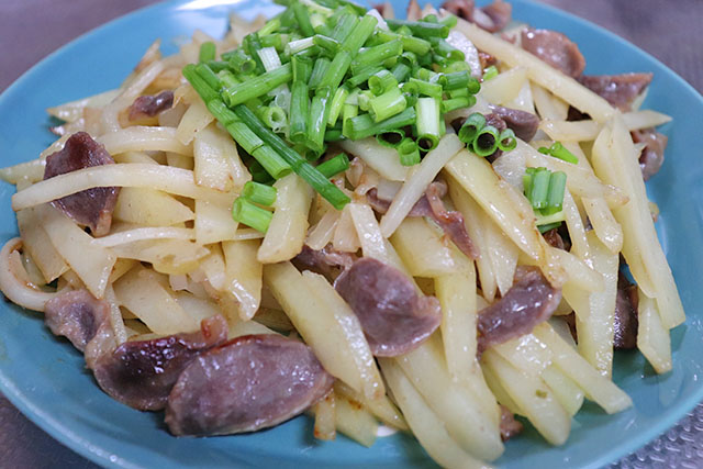 【DAIGOも台所】砂肝とジャガイモの炒めもののレシピ 中華風アレンジ