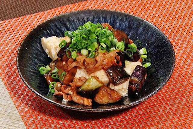 【DayDay】春なすと豚バラ炒め木綿豆腐和えのレシピ 亜希のざっくりキッチン