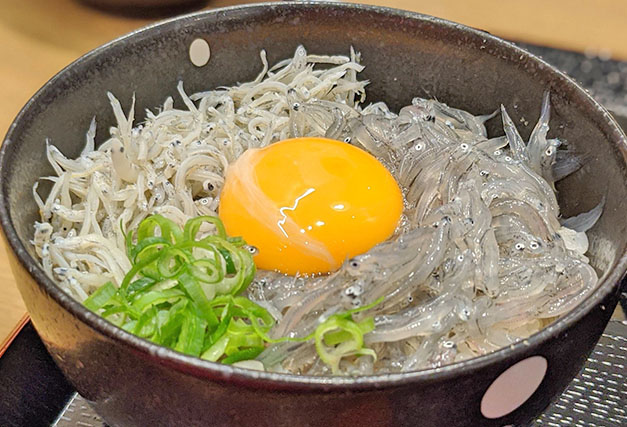 【相葉マナブ】シラスの二色丼のレシピ 神奈川県藤沢市の地引網漁師直伝