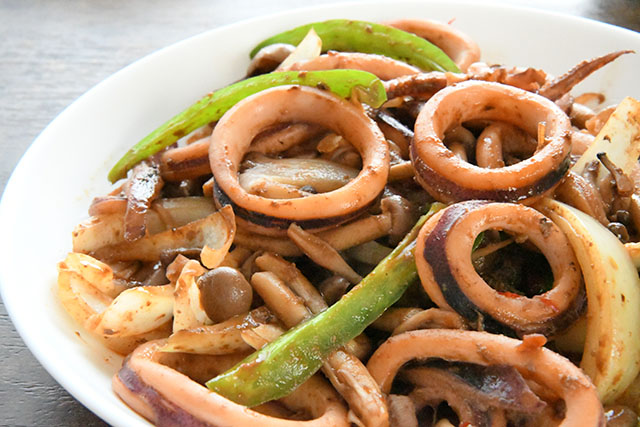 【DAIGOも台所】甘長唐辛子とイカのソテーのレシピ わた入りソースが決め手