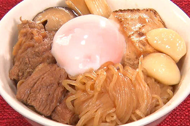 【ウワサのお客さま】牛肉ゴロゴロスタミナすき焼きのレシピ(7月18日)レジェンド寮母の村野明子さんラグビー飯料理