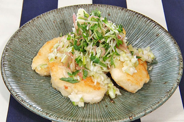 【DayDay】揚げない油淋鶏風ねぎ塩味のレシピ(鶏むね肉)亜希のざっくりキッチン
