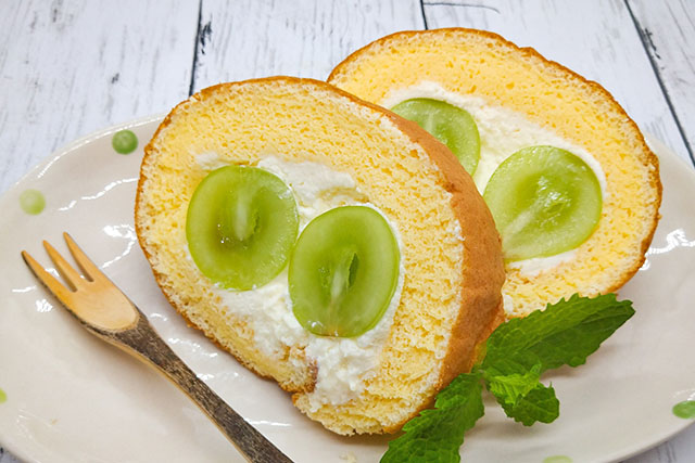 【相葉マナブ】ぶどうのロールケーキのレシピ 鎧塚俊彦シェフのフルーツスイーツ料理