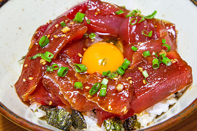 【DayDay】韓国風ポキ丼のレシピ(ピリ辛ダレで時短)和田明日香さん直伝