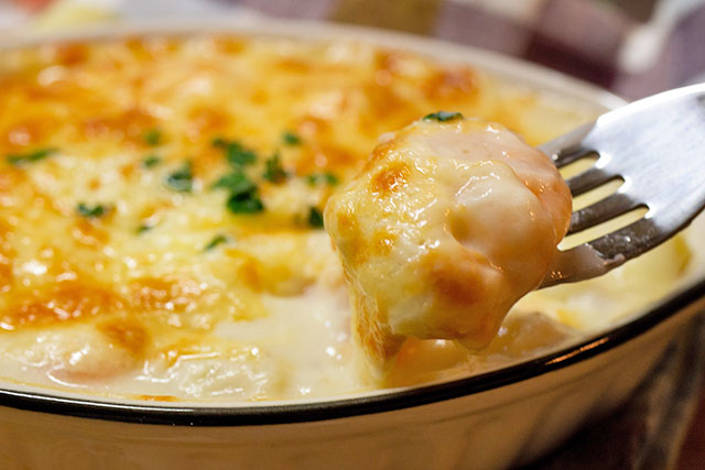 【土曜は何する】肉厚サーモングラタンのレシピ コストコアレンジ料理