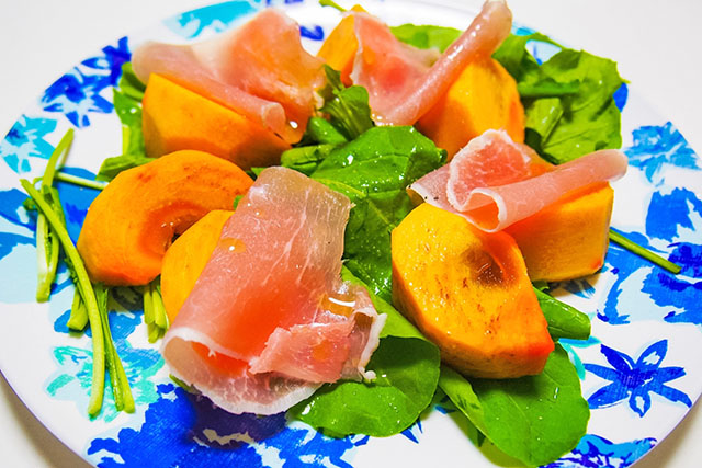 【きょうの料理】柿と春菊のキラキラサラダのレシピ 和田明日香さん直伝