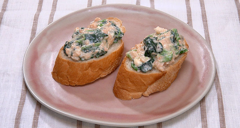 【ZIP】鮭とほうれん草のクリーミータルティーヌのレシピ 管理栄養士考案の免疫応援レシピ