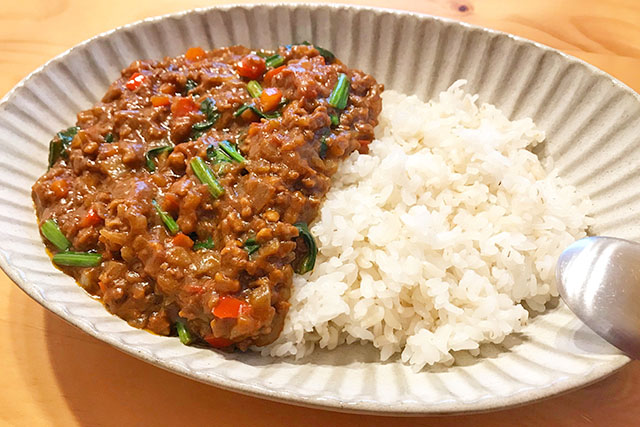 【DAIGOも台所】ツナカレーのレシピ ほうれん草とトマトの水煮で