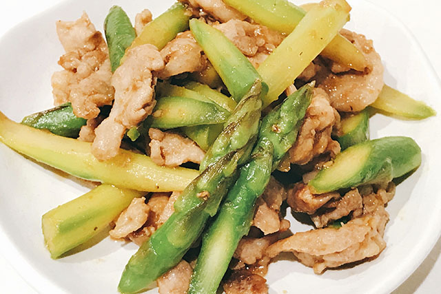 【DAIGOも台所】豚肉の炒め物ごま風味のレシピ 豚バラとアスパラガスで