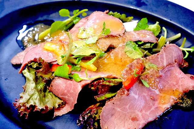 【DAIGOも台所】牛もも肉のステーキサラダ仕立てのレシピ バルサミコ酢の酸味でさわやか