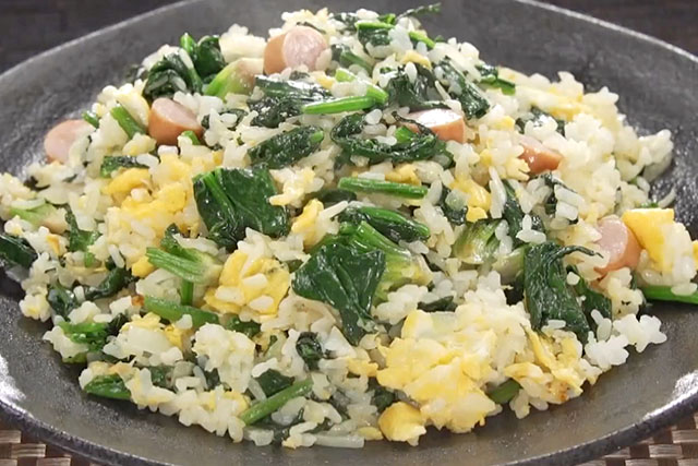 【相葉マナブ】ほうれん草たっぷりチャーハンのレシピ 神奈川県藤沢市のほうれん草農家直伝