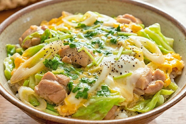 【あさイチ】春キャベツたっぷり！ヘルシー親子丼のレシピ(笠原将弘)朝イチみんなゴハンだよ