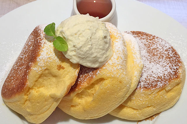 【ラヴィット】幸せのパンケーキ風ふわとろパンケーキのレシピ(ロバート馬場)名店のスイーツを簡単再現
