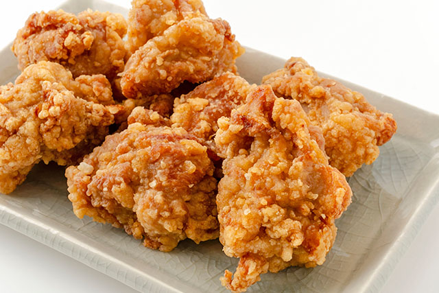 【ざわつく金曜日】湘南こっこ唐揚げ『平塚鳥仲商店』生姜焼きVS唐揚げ究極の2択対決